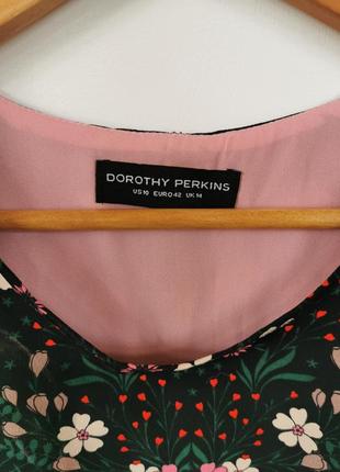 Красивая блуза, футболка с цветочный принт с замочком за спине dorothy perkins🔥3 фото