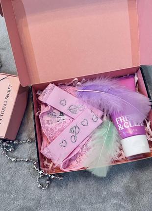 Подарунковий комплект трусики лосьйон вікторія сікрет оригінал victoria’s secret