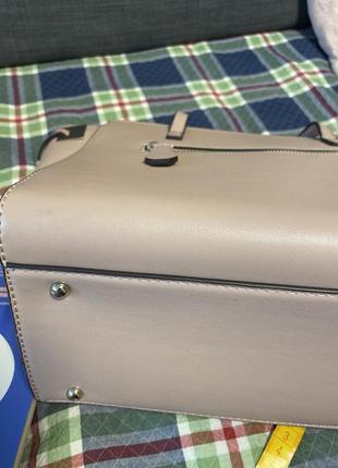 Сумка guess оригинал в идеальном состоянии