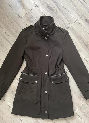 Куртка парка кольору хакі ( водонепроникна) dkny