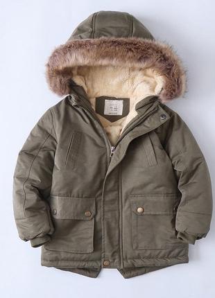 Очень крутая парка для мальчиков.