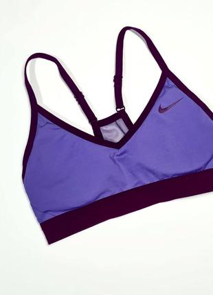 Nike спортивний топ із поролоновими вставками