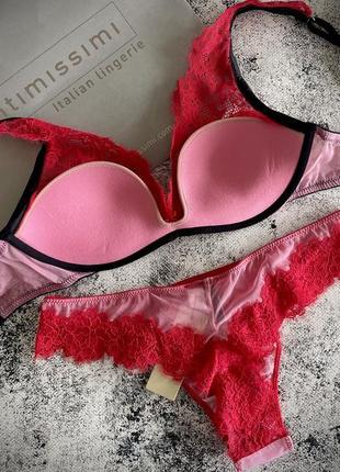 Яскравий бюст intimissimi3 фото