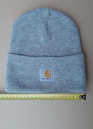 Шапка carhartt серого цвета, с нюансами