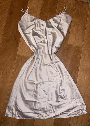 Мини шелковое атласное платье