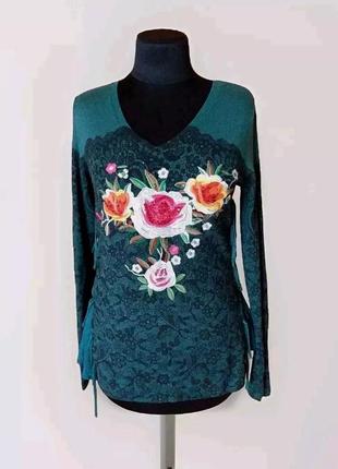 Desigual жіночий пуловер зелений з вишивкою