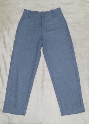 Шерстяные женские брюки mango.