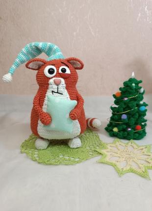 Сонный кот вязаный крючком