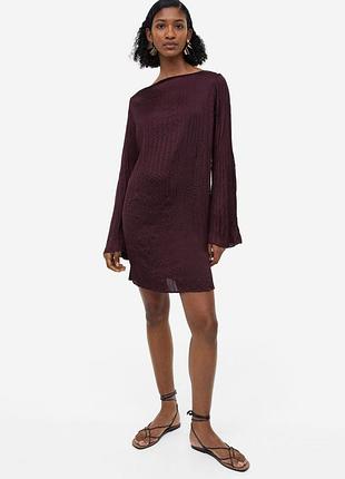 Сатиновое платье плиссе hm трендовый цвет