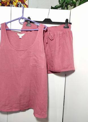 Домашний костюм, пижама