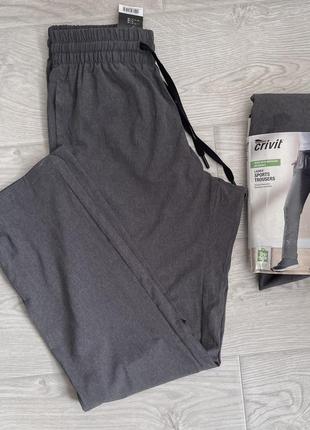 Жіночі функціональні спортивні штани