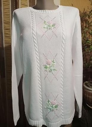 Белый свитер с вышивкой коттон 100%