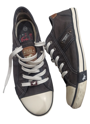 Низкие кеды mustang