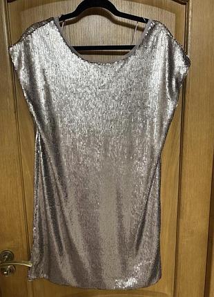 В ідеальному стані класне плаття в паєтки 46-50 р