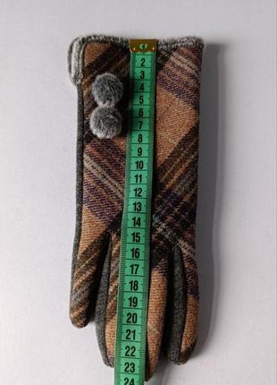 Изящные женские зимние перчатки из твида10 фото