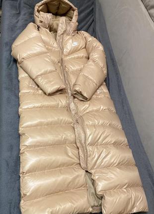 Бежевый пуховик nike w nsw tf city hd parka