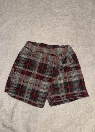 Продам детскую юбку-шорты.