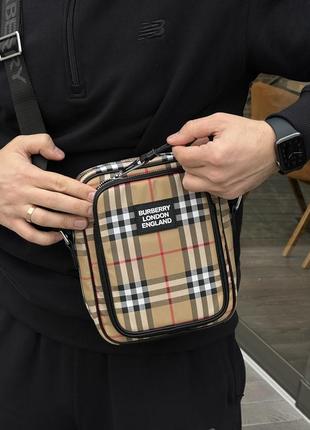 Борсетка burberry black quilted canvas paddy crossbody bag beige бежевая мужская / женская