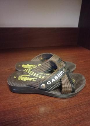 Шлёпки на мальчика 4