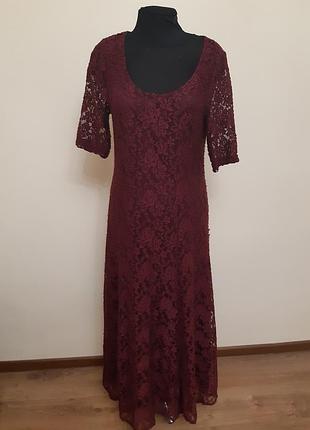 Платье гипюровое для женщин 46 размер, состояние идеальное