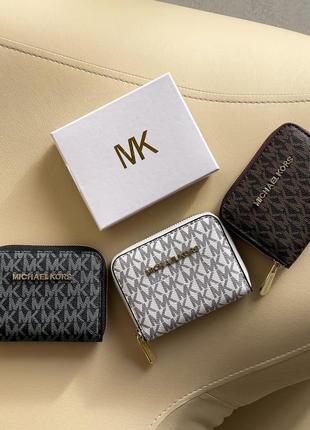 Кошелек michael kors маленькая надпись.