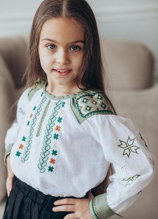 Вышиванка для девочки (232) белая