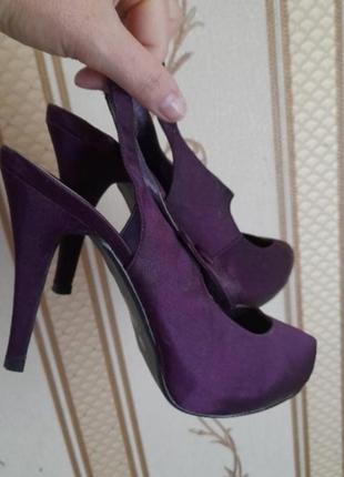 Босоніжки сатин milano вінтаж . p.38/39