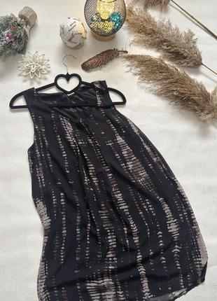 Вечірня легка сукня