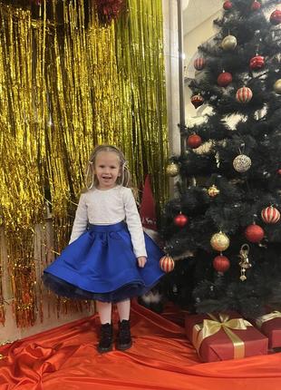 Сукня нарядна на дівчинку 5 років