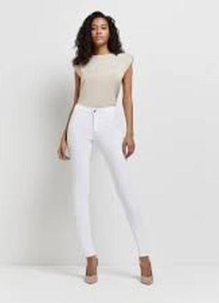 Новые белые стрейч. джинсы "river island" р. w28 l32