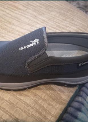 Кросівки, сліпони, мокасини, черевики, тапочки, кроссовки, мокасины