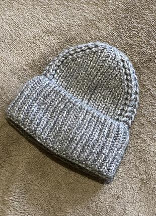 Тепла зимова шапка odyssey