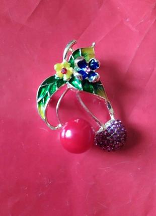 Брошь вишня вишенки