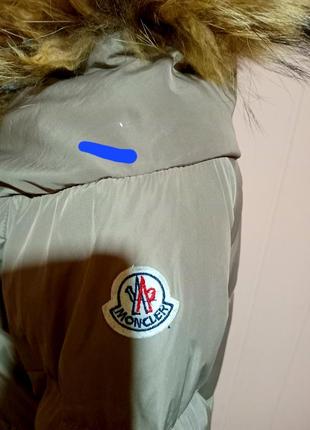 Пуховик moncler с натуральным мехом9 фото