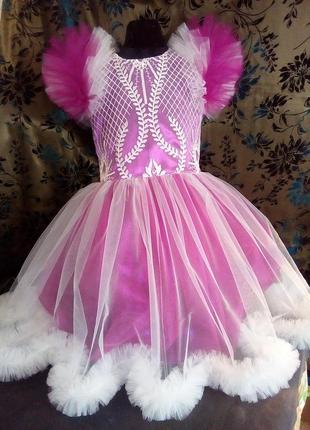 Платье для девочки праздничное