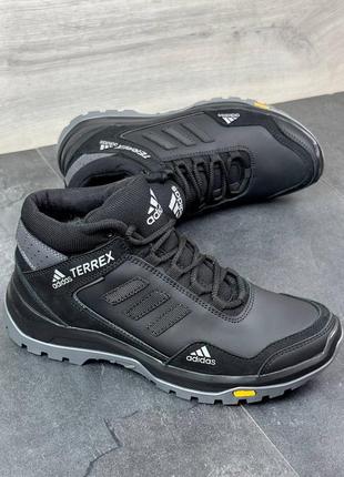 Кросівки чоловічі зимові