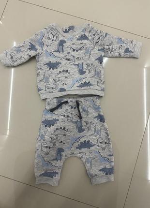 Костюмчик для малюка