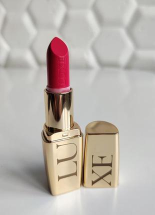 Помада для губ от эйвон люкс avon pink ruffles