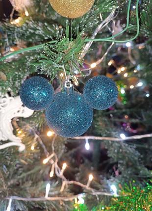 Іграшка на ялинку мікі