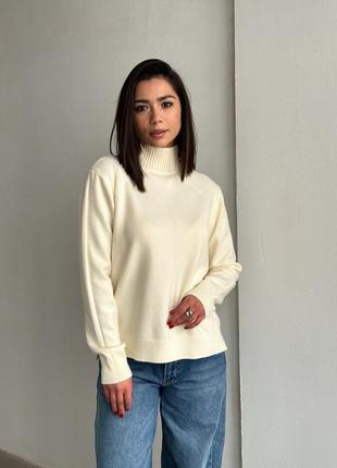 Свитер базовый