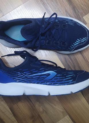 Кроссовки decathlon