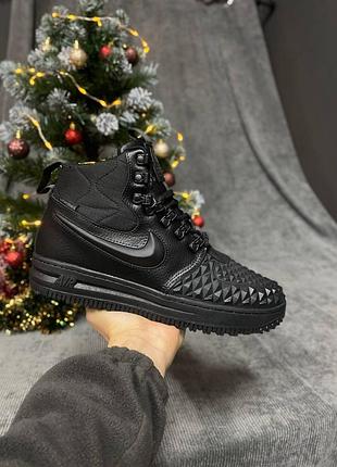 Зимние кроссовки nike