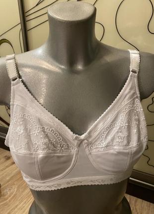 Шикарний, базовий, ажурний, бюстгальтер, в білому, кольорі, без кісточок, від дорогого, бренду: tu👌