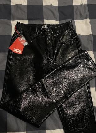 Лакові штани diesel