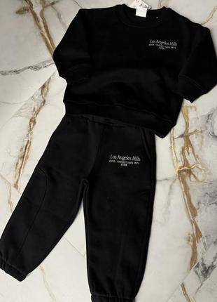 Дитячий чорний спортивний костюм на флісі zara
