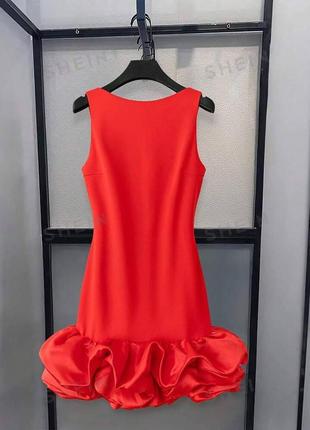 Платье женская короткая мини черная белая красная с воланами закрытая нарядная праздничная плата новогодняя на новый год на корпоратив красивая