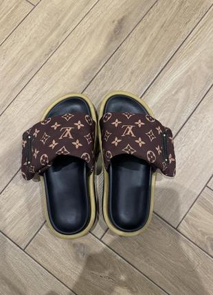 Тапки louis vuitton