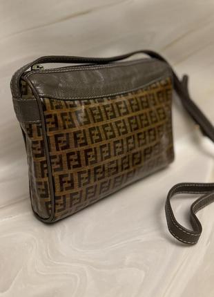 Винтажная сумка fendi