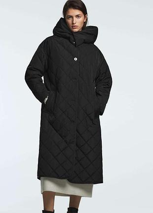 Очень красивое стеганое пальто куртка zara