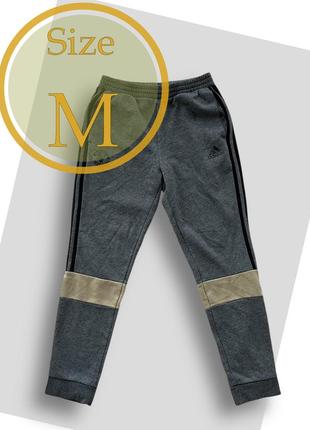 Мужские спортивные штаны adidas essentials fleece colorblock man untd, (р. m)